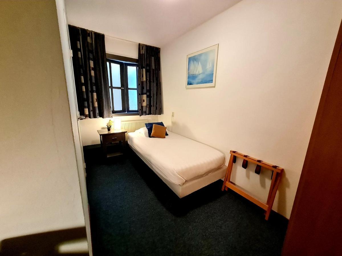 Hotel Restaurant 'T Trefpunt Made Bagian luar foto