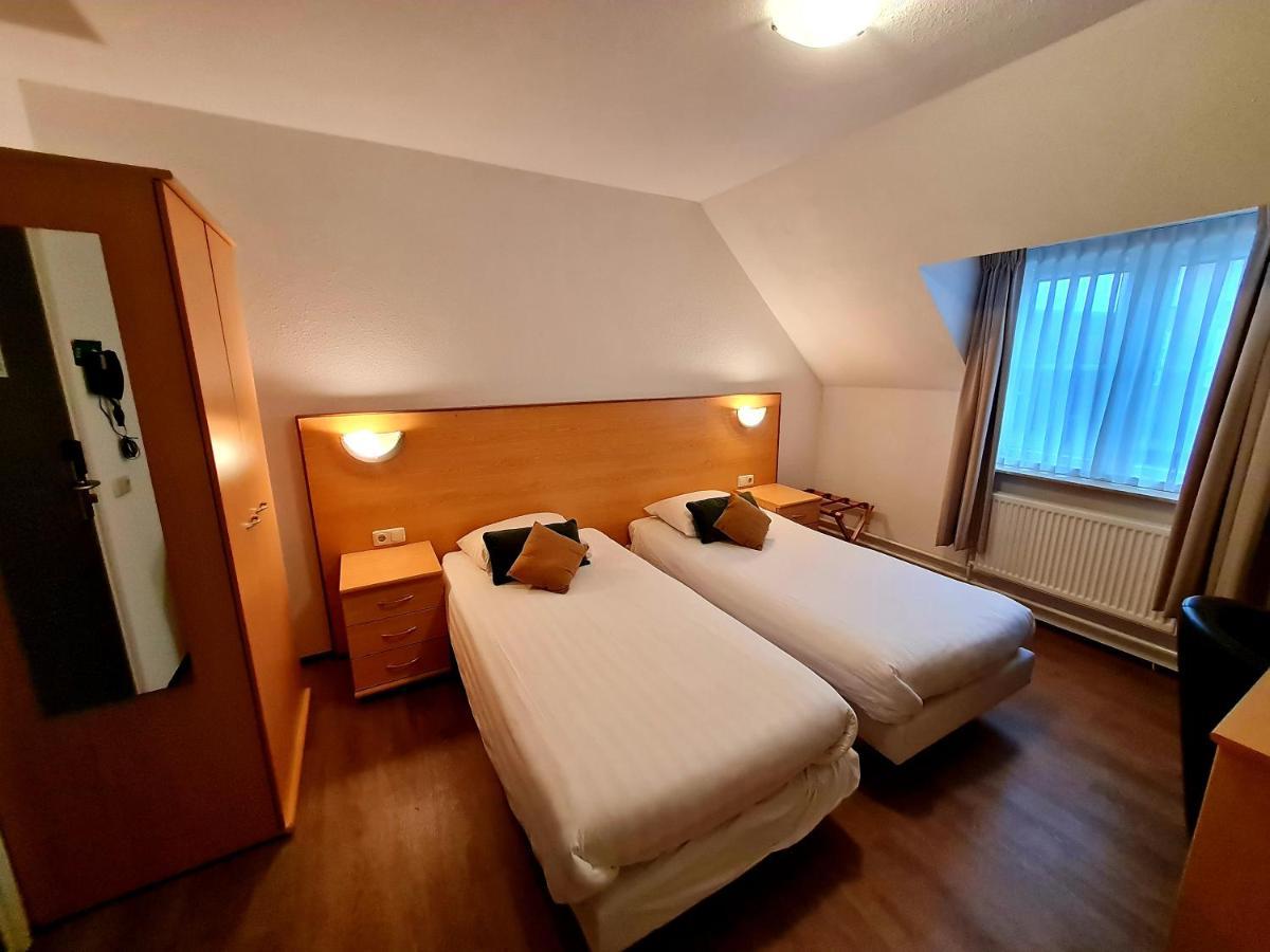 Hotel Restaurant 'T Trefpunt Made Bagian luar foto