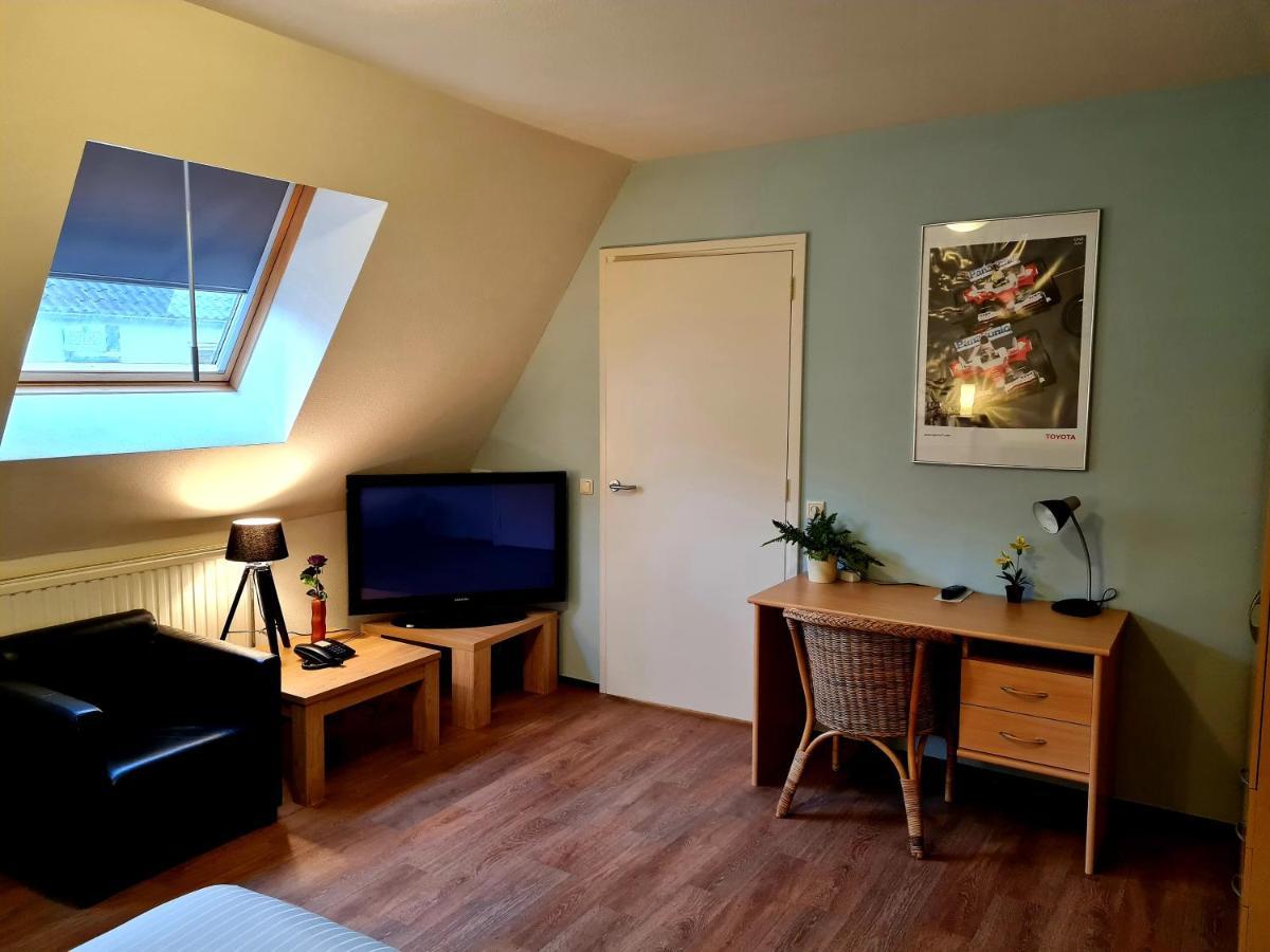 Hotel Restaurant 'T Trefpunt Made Bagian luar foto