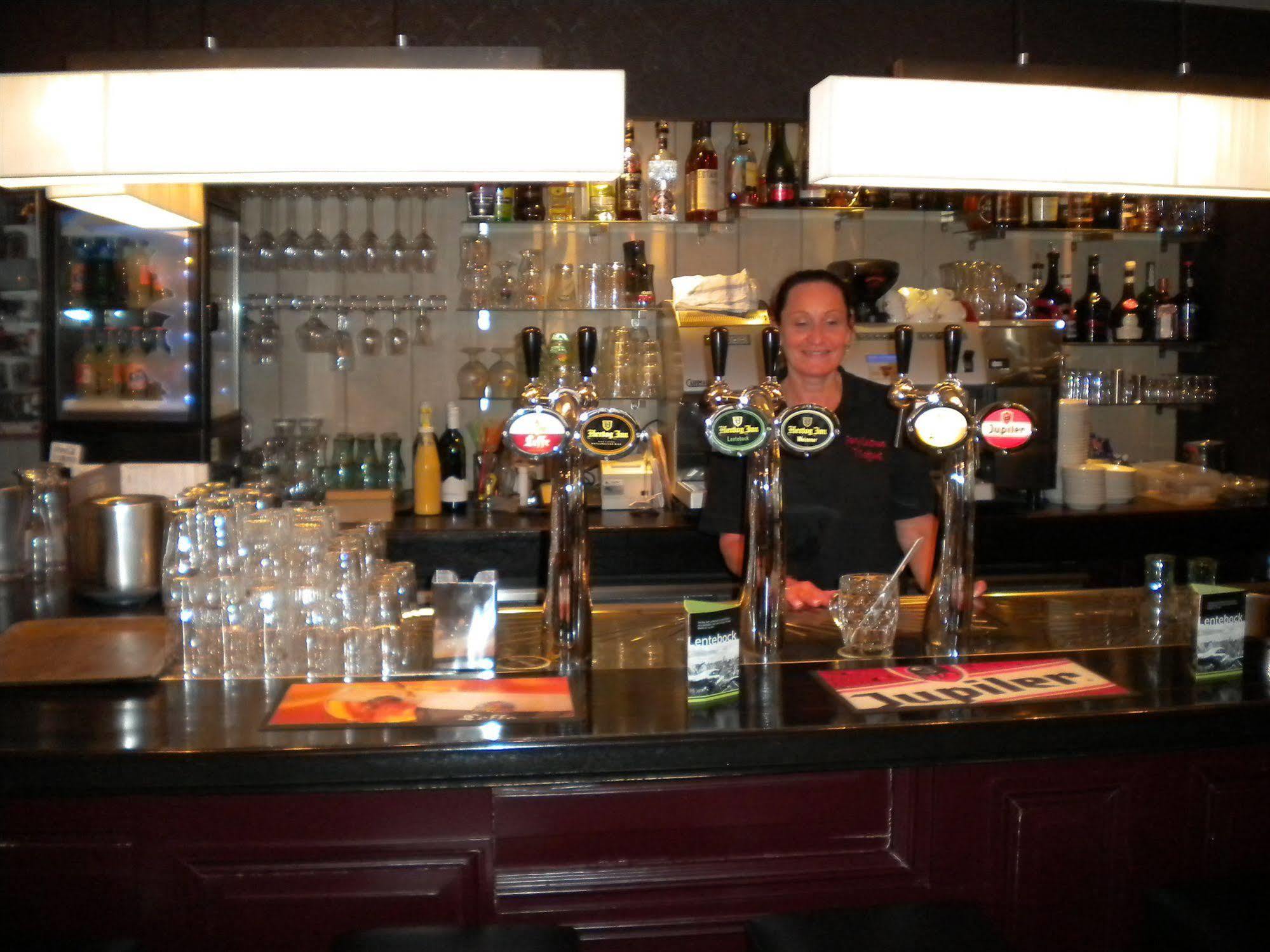 Hotel Restaurant 'T Trefpunt Made Bagian luar foto